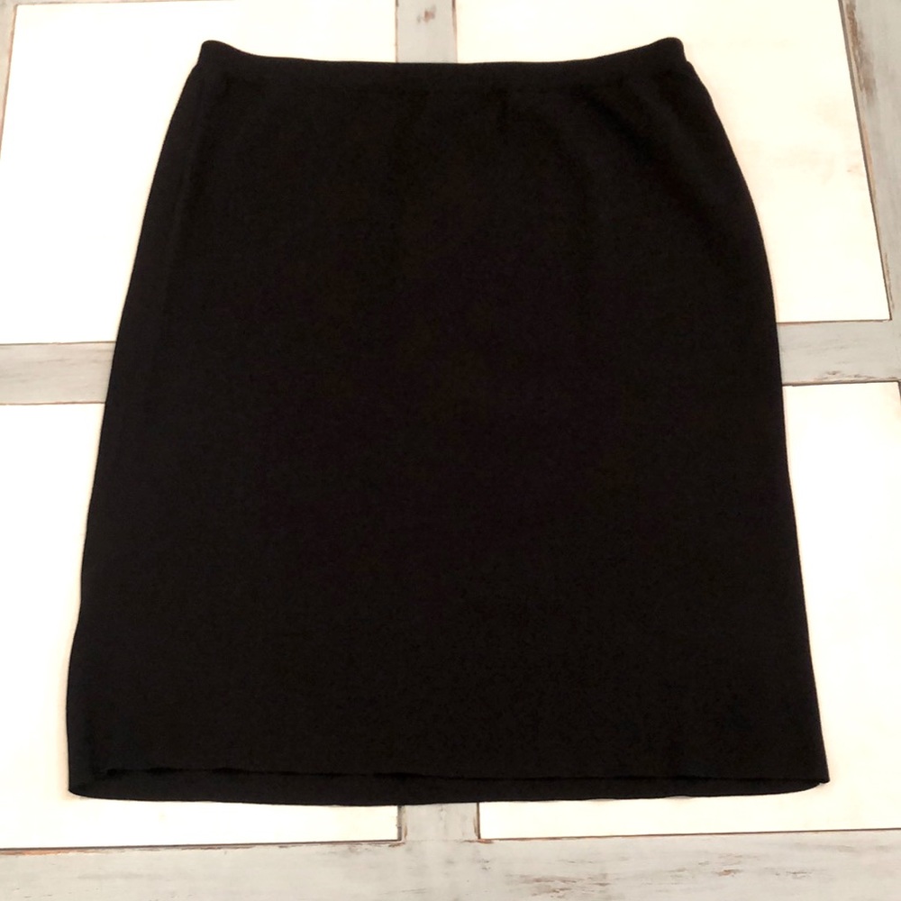 Grace Dane Lewis woman black skirt